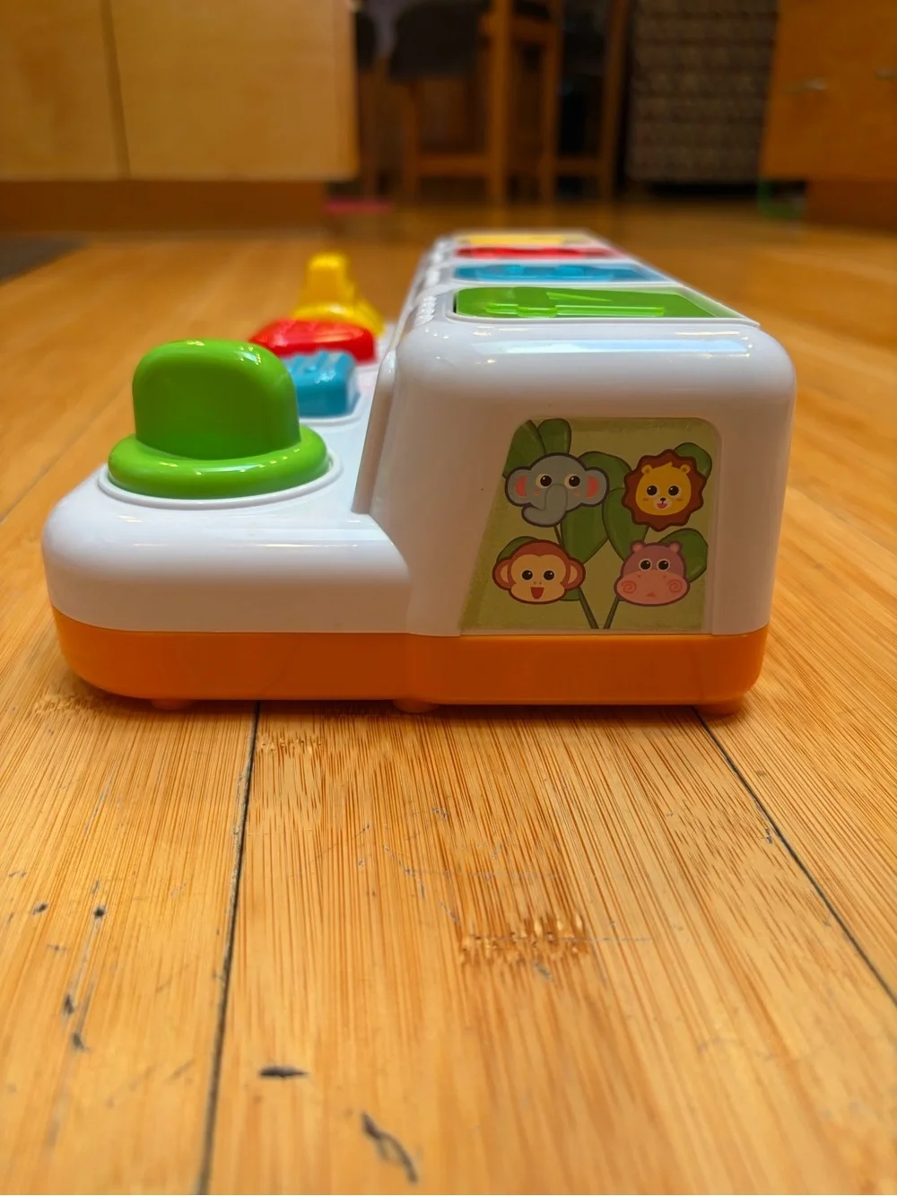 Kidoozie Pop ‘n Play Animal Friends Toy *Like new*